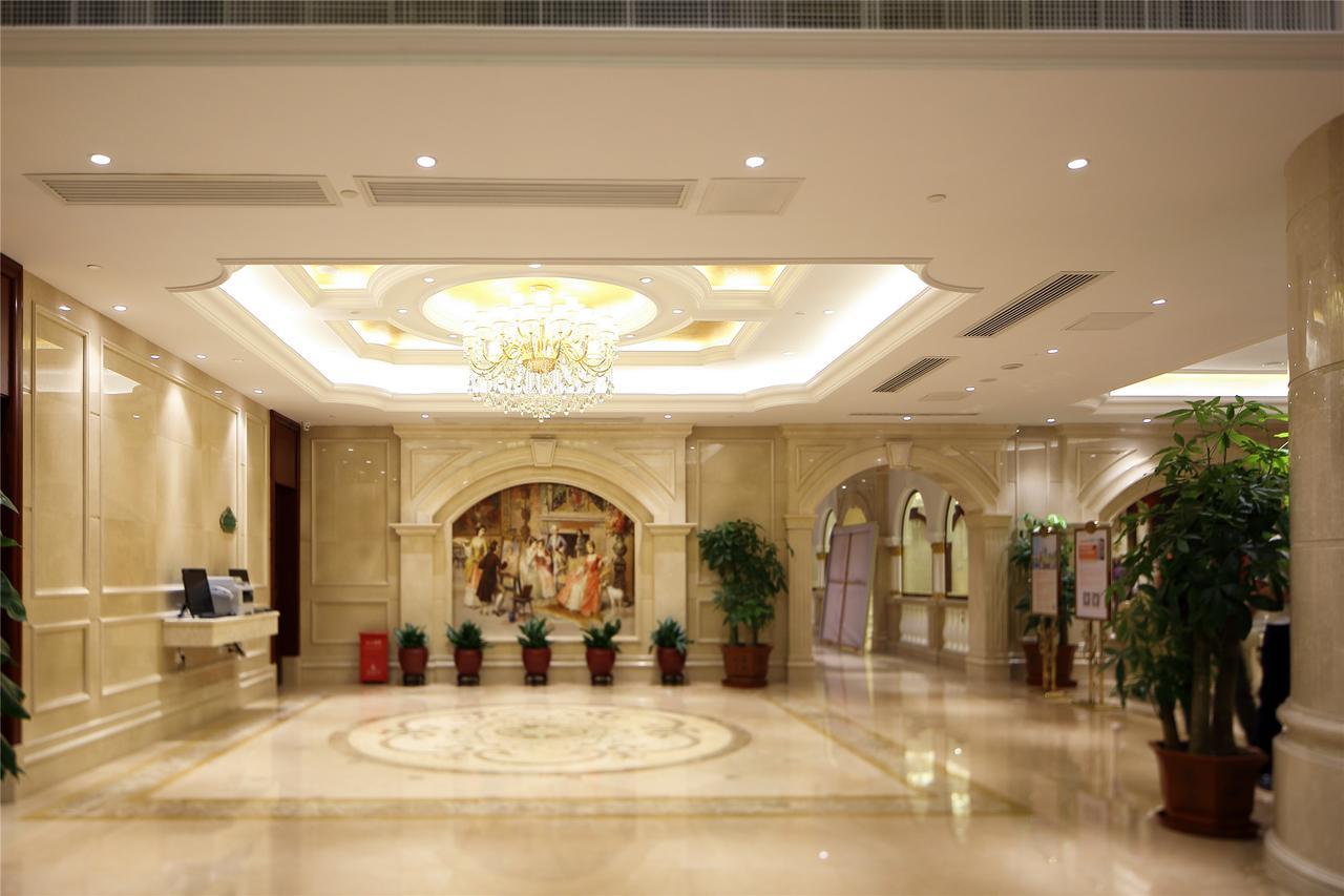 Vienna Hotel - Da Ju Yuan Branch Шэньчжэнь Экстерьер фото