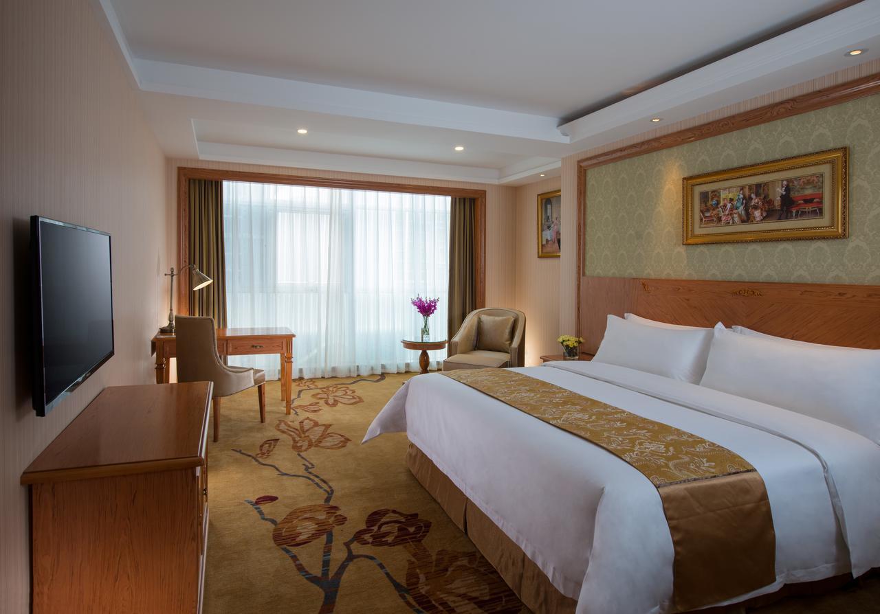 Vienna Hotel - Da Ju Yuan Branch Шэньчжэнь Экстерьер фото