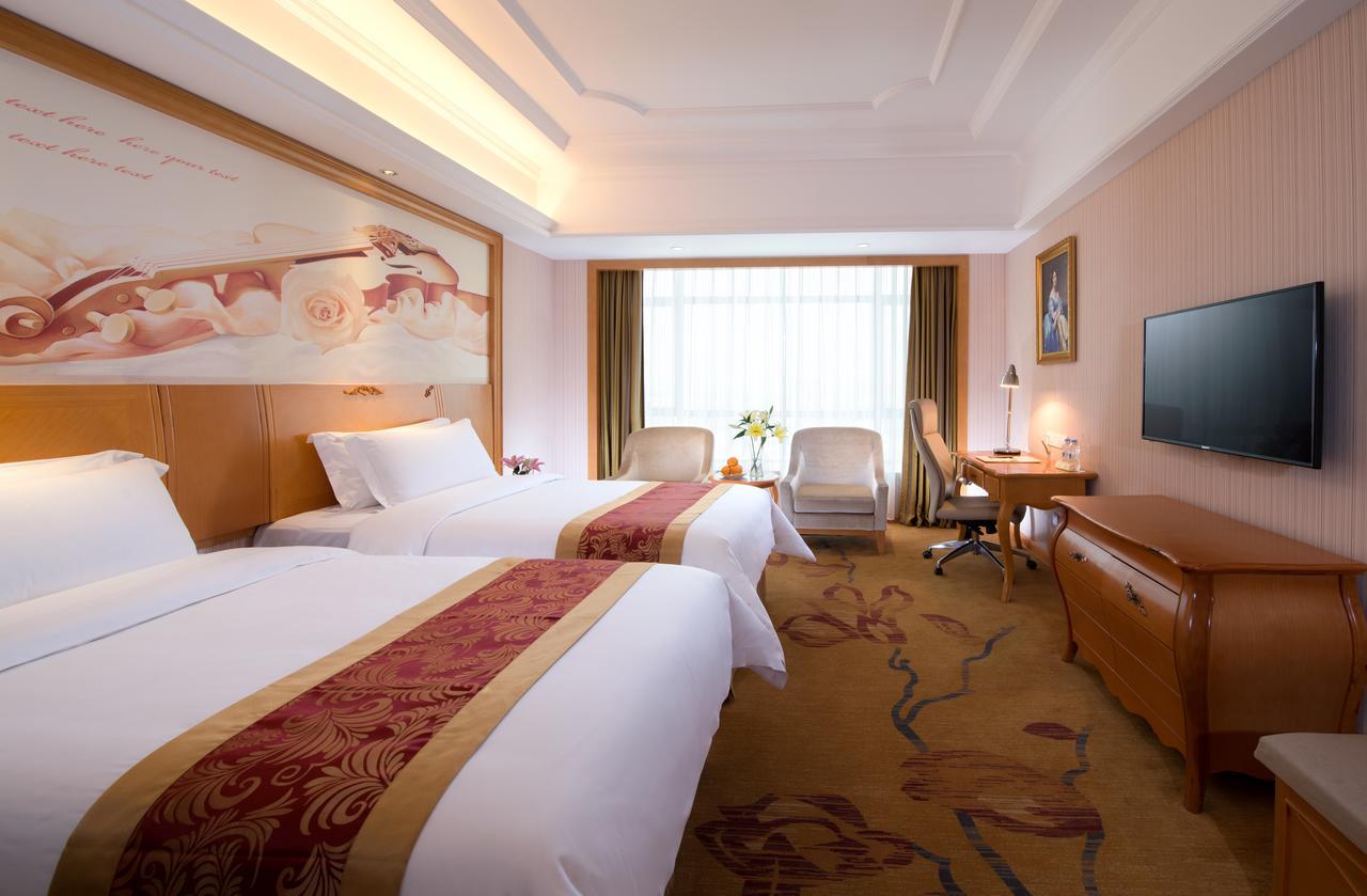 Vienna Hotel - Da Ju Yuan Branch Шэньчжэнь Экстерьер фото