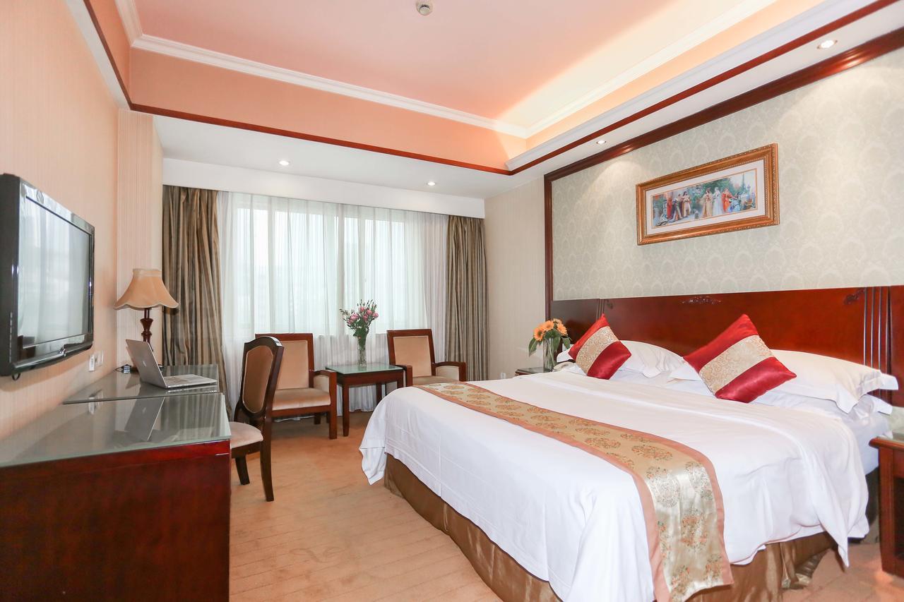 Vienna Hotel - Da Ju Yuan Branch Шэньчжэнь Экстерьер фото